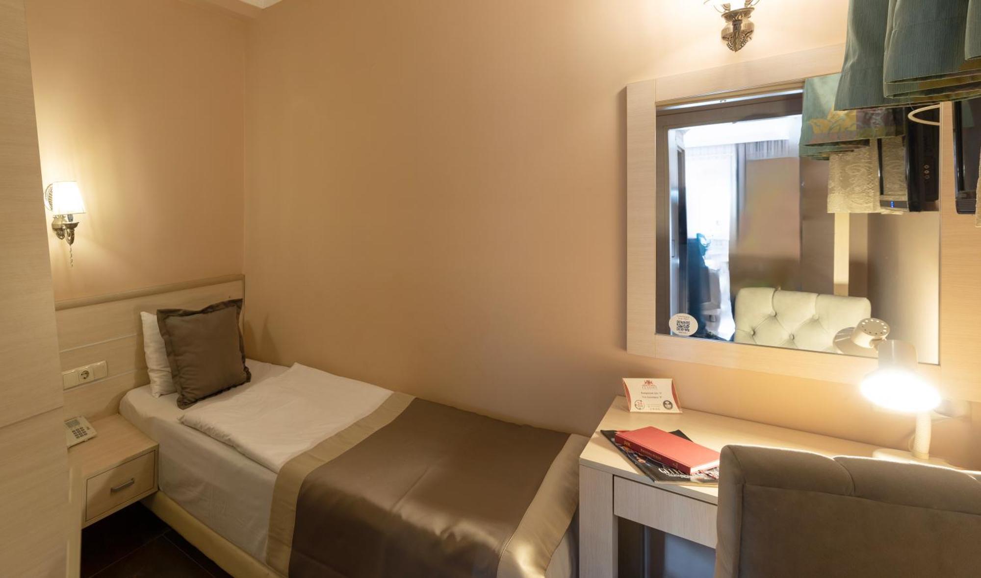 Classes Hotel Airport Isztambul Szoba fotó